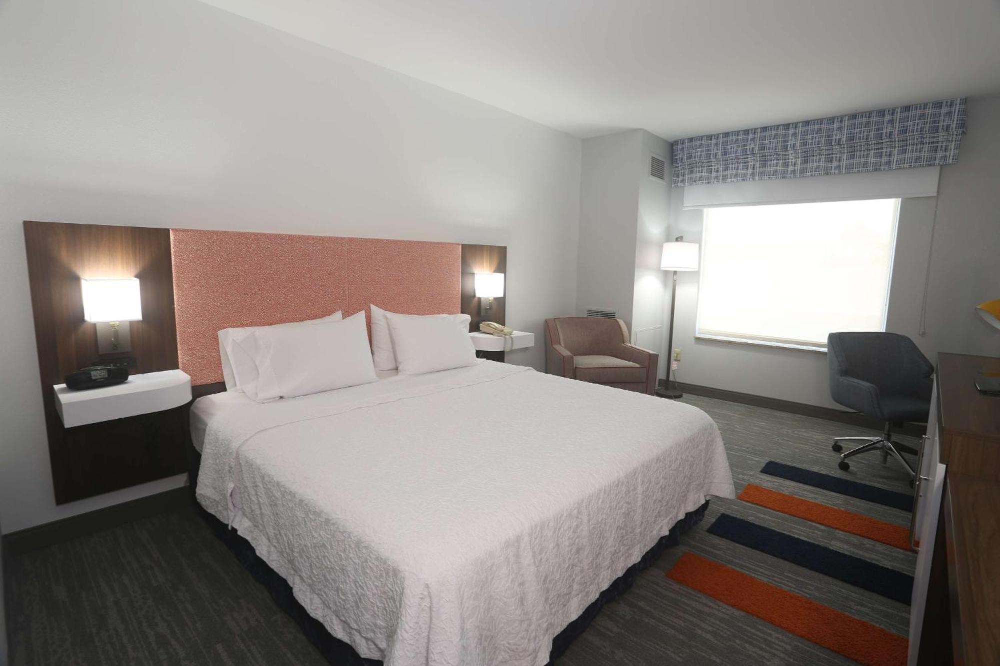 Hampton Inn Owego Buitenkant foto